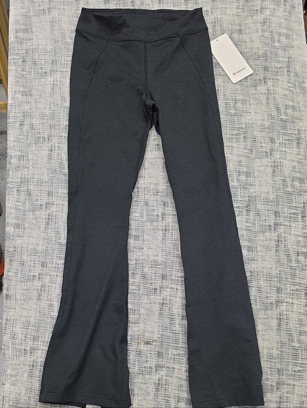 LULULEMON CharcoaL black HR Mini Flare *Reg